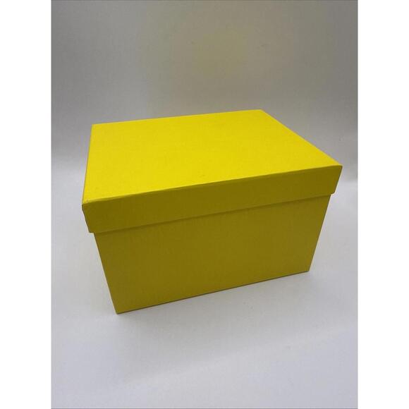 Invicta Yellow Watch Display Storage Presentation Box  Case ONLY - Picture 4 of 4